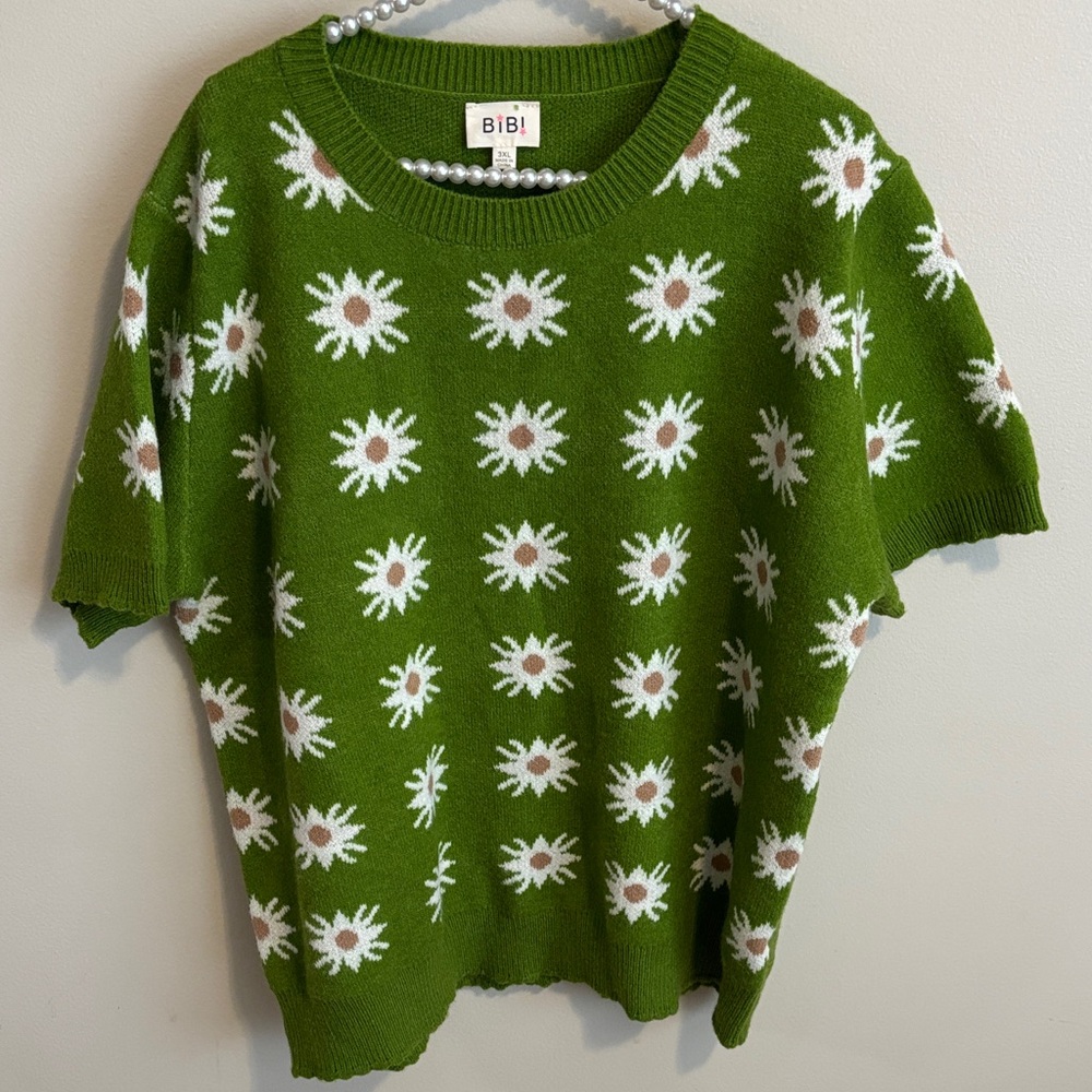 BiBi Green Daisy Knit Short-Sleeve Sweater